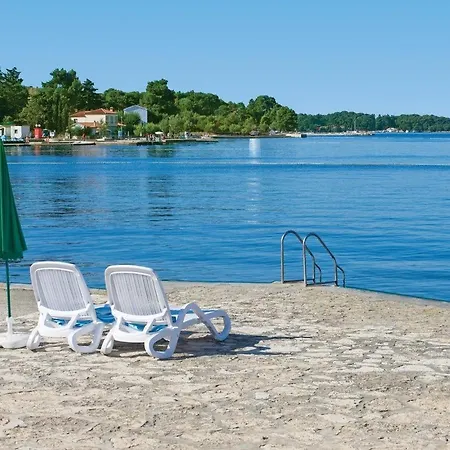 Gostinjska kuća Vida Porec 3*